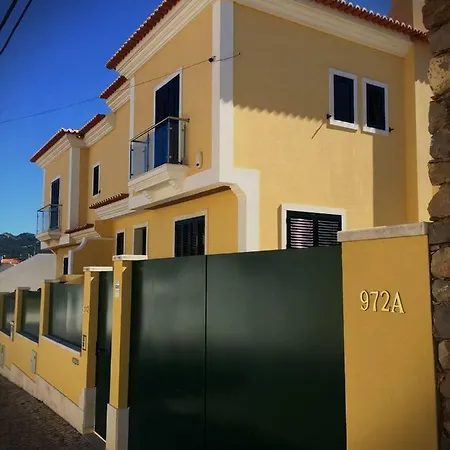Homestay Binny's House Cascais - Renting Not The Whole House *