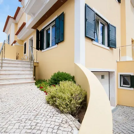 Binny's House Cascais - Renting Not The Whole House Homestay *