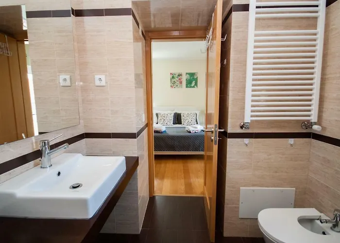 Binny's House Cascais - Renting Not The Whole House Alcabideche